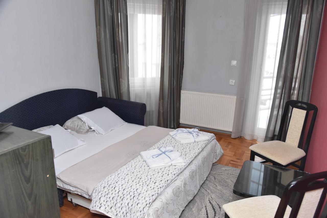 Blue House Apartment Nis Ngoại thất bức ảnh