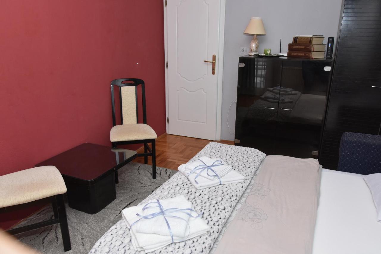 Blue House Apartment Nis Ngoại thất bức ảnh