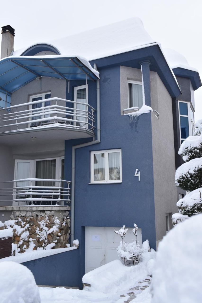 Blue House Apartment Nis Ngoại thất bức ảnh