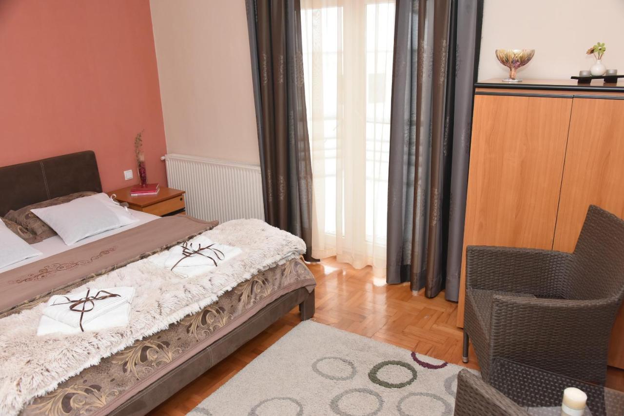 Blue House Apartment Nis Ngoại thất bức ảnh