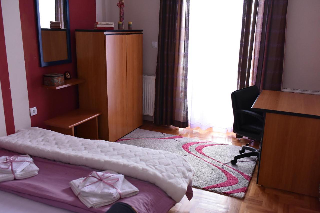 Blue House Apartment Nis Ngoại thất bức ảnh