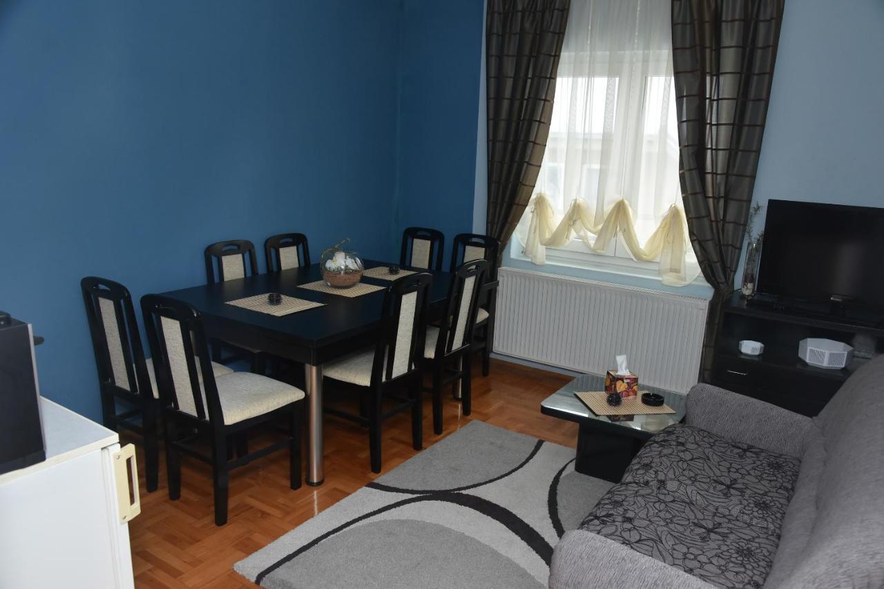 Blue House Apartment Nis Ngoại thất bức ảnh